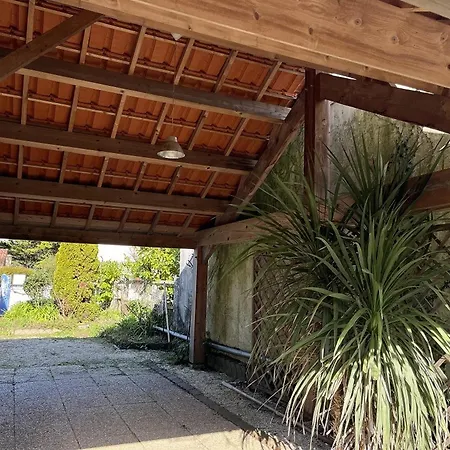 Maison Familiale A 100m De La Plage - 6 Couchages, Terrasse Couverte, Proche Centre Et Commodites - Fr-1-612-129